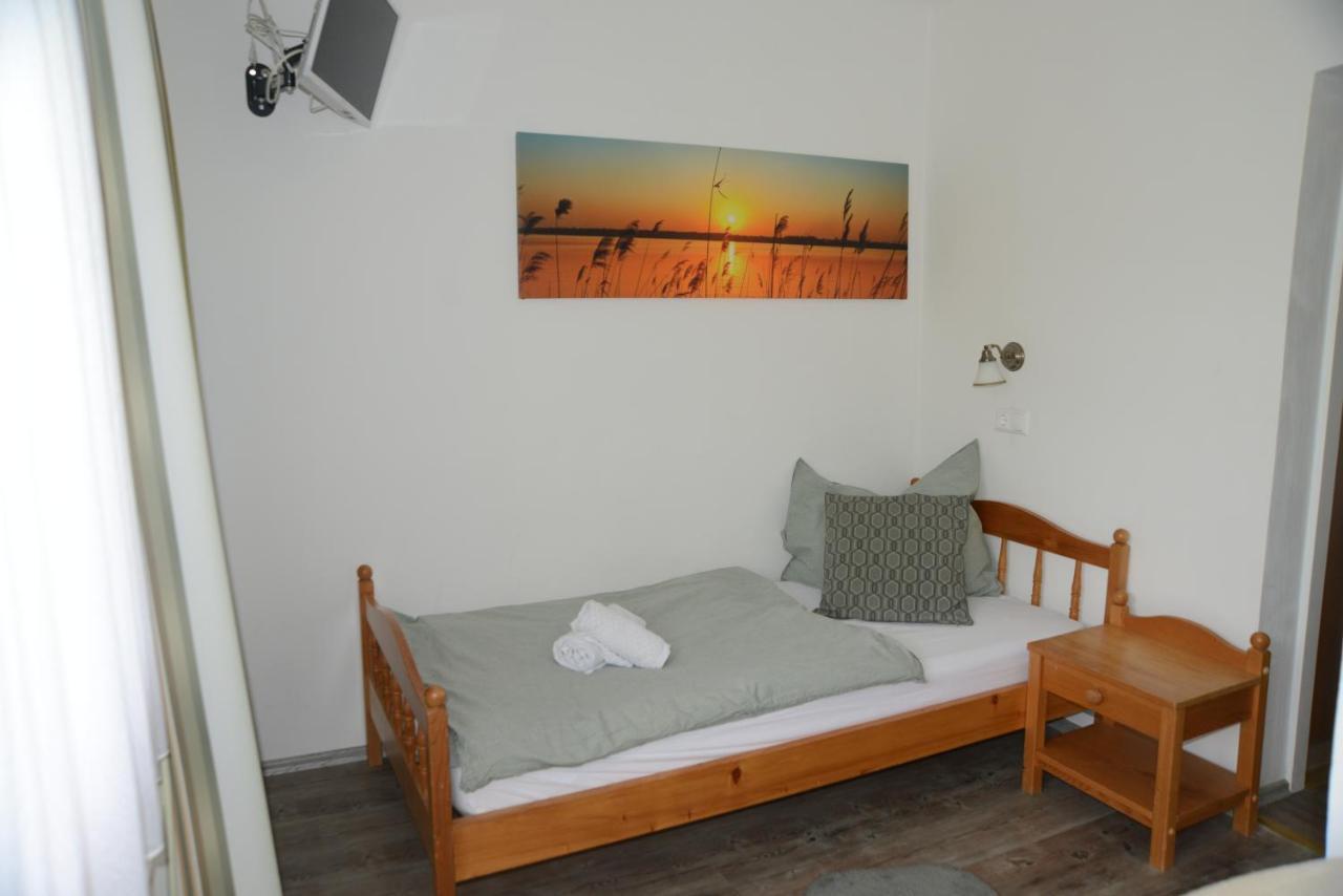 Pension Eule St. Kanzian am Klopeiner See Exterior foto